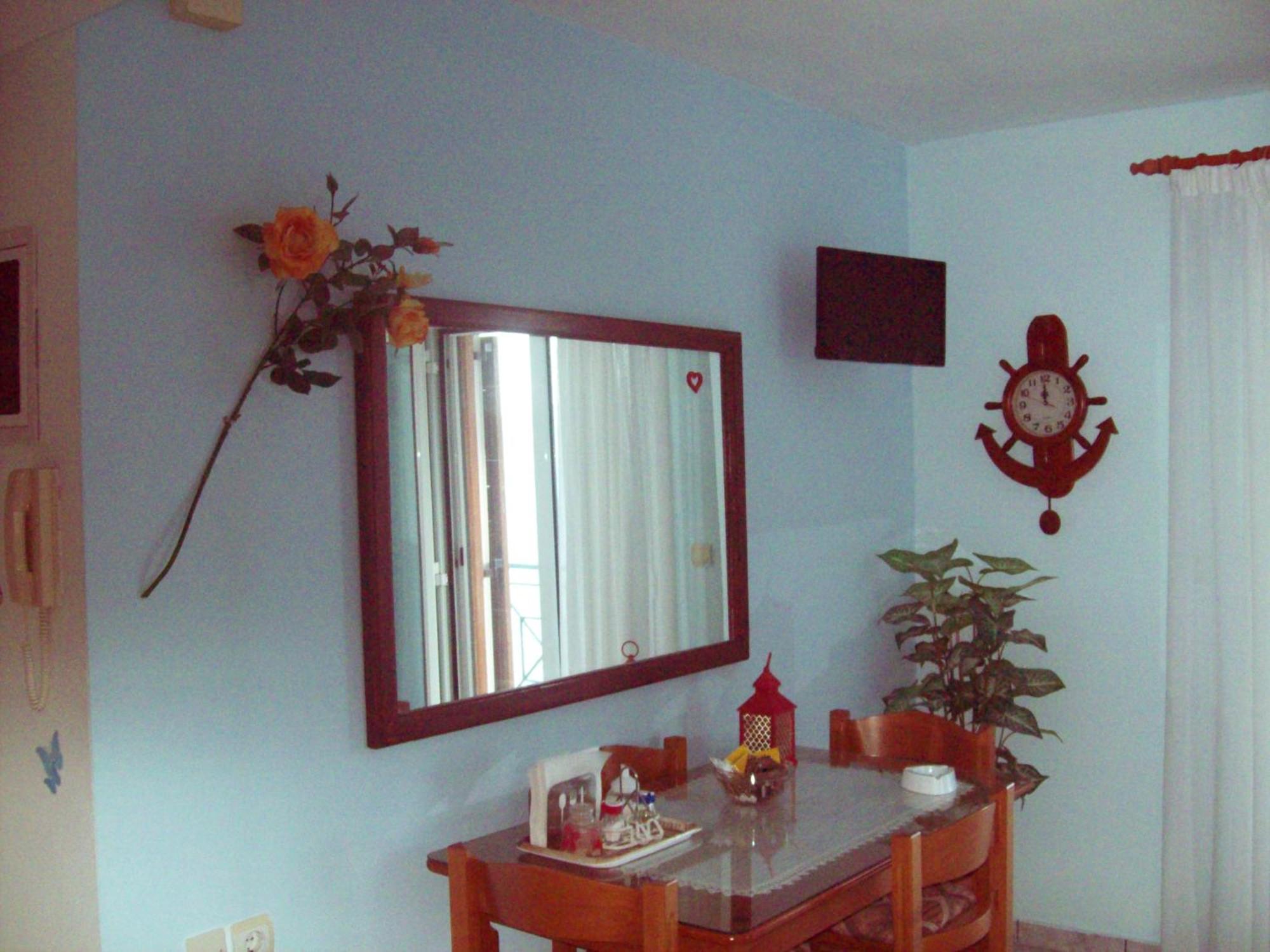 Gary Apartments Ásos Quarto foto